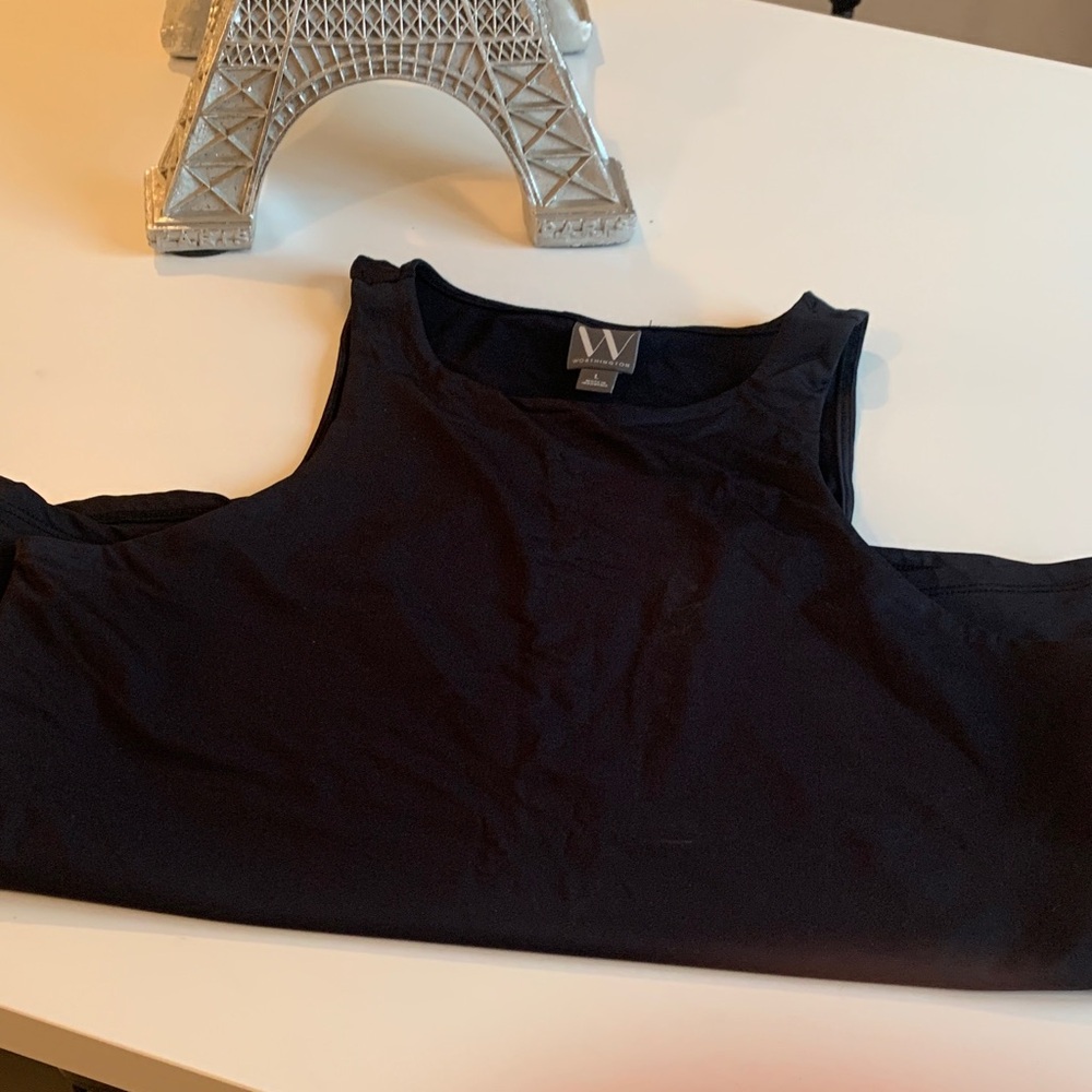 Black Sleeveless Top